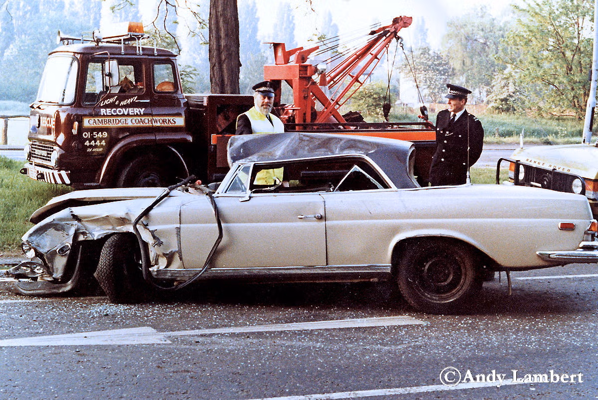 Ringo Starr and Barbara Bach crash at Putney Vale