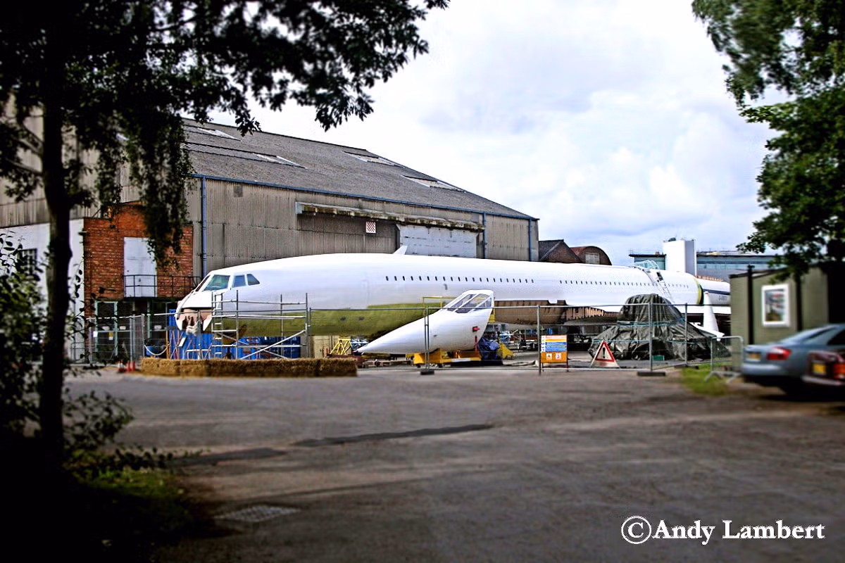 Concorde G-BBDG during reassemble